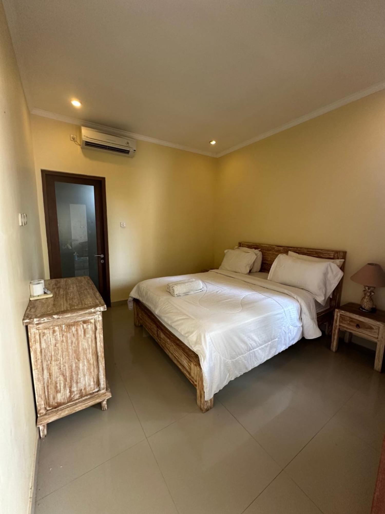Dicky Guest House Batu Bolong Canggu Exterior foto